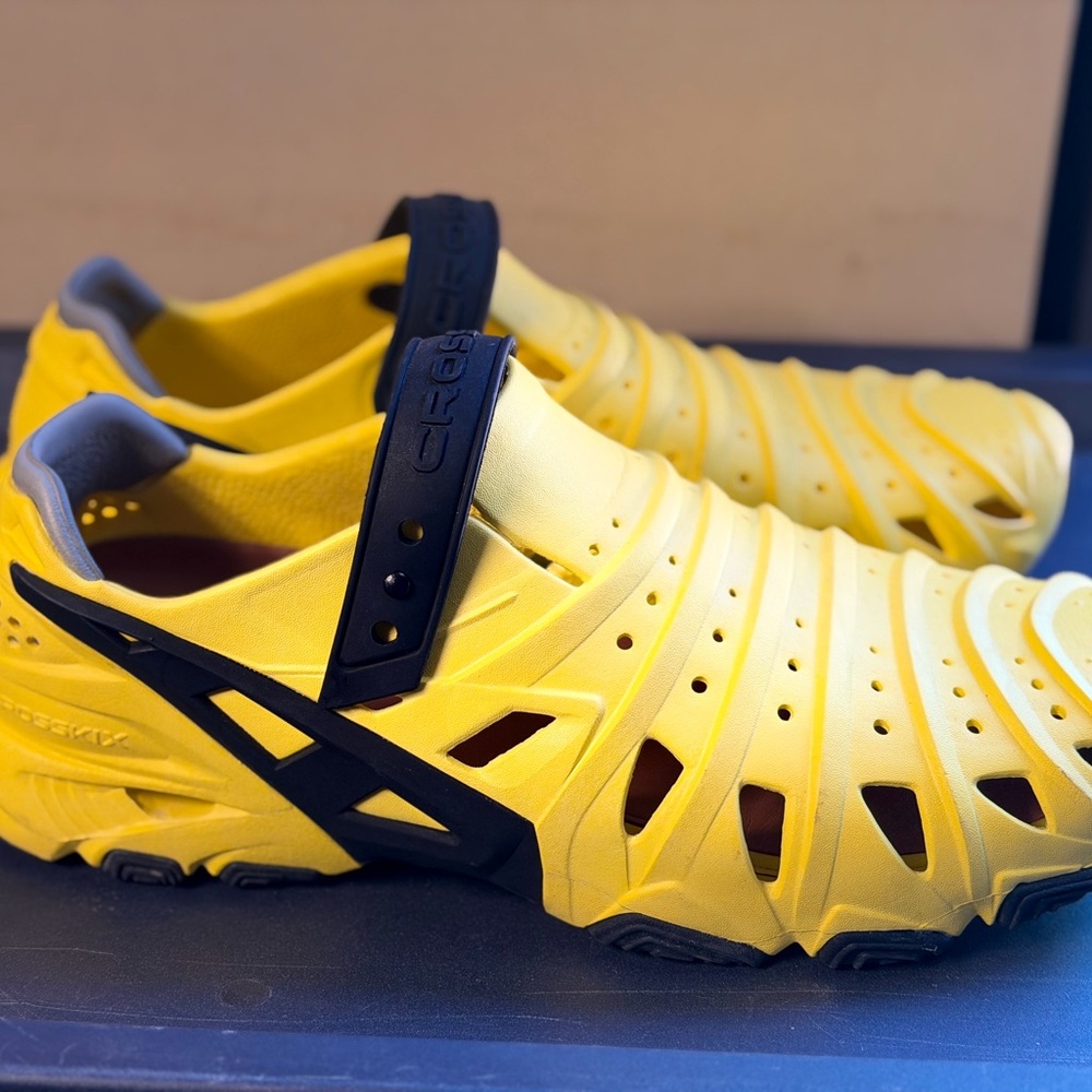 CROCS Yellow Clogs with Black Strap